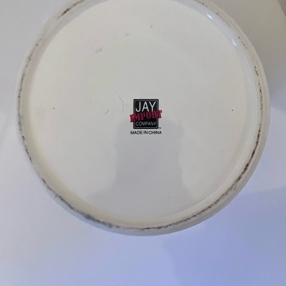 Liberty Canister(s) 7" H (includes lid) Jay Import Co Stoneware White Blue Red - Picture 8 of 10